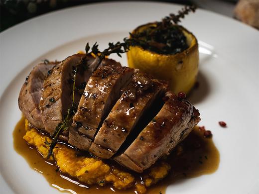 RECETA: LOMO DE CERDO EN SALSA DE CAFÉ
